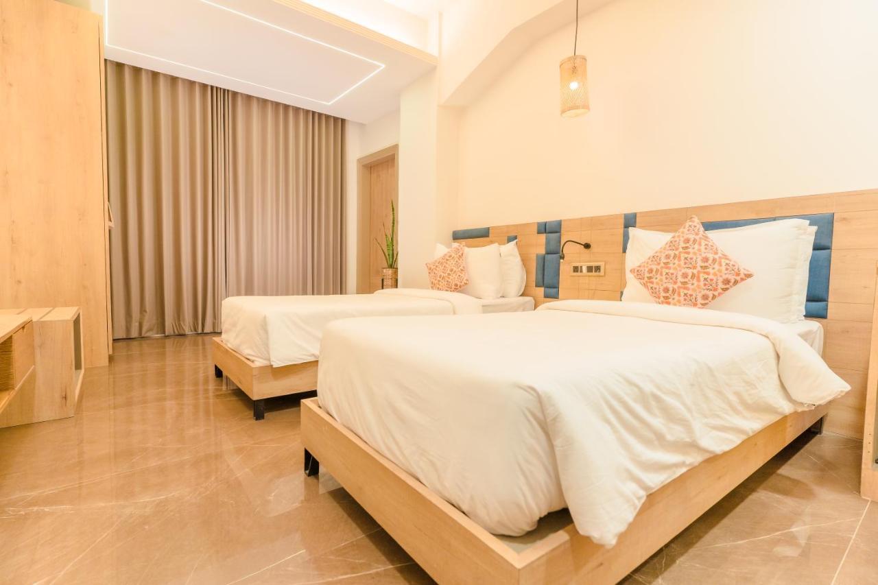 Hotel Mirana , Tinsukia エクステリア 写真