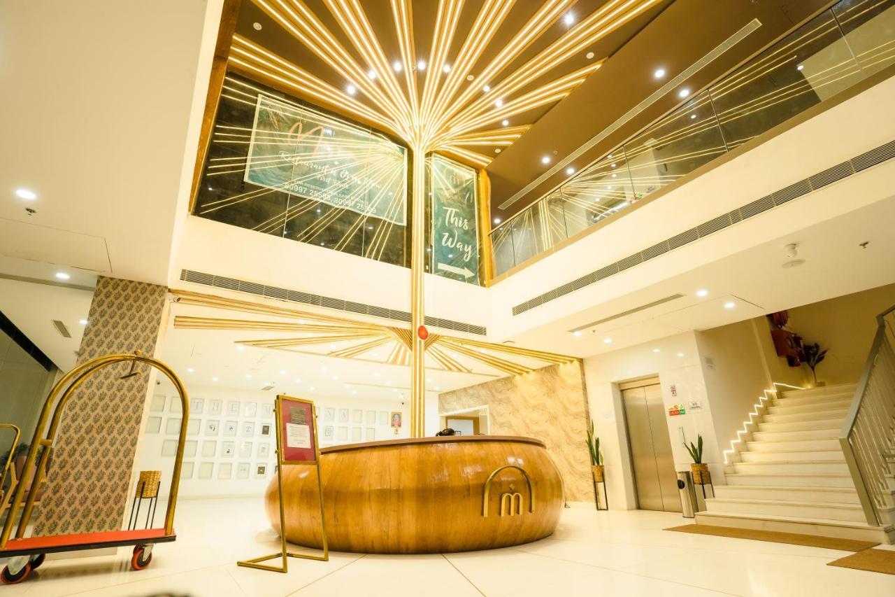 Hotel Mirana , Tinsukia エクステリア 写真